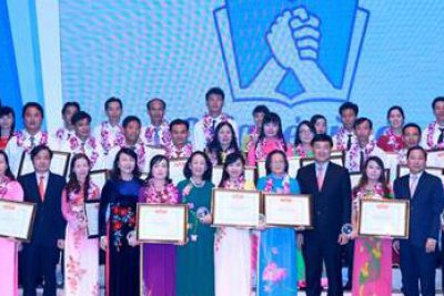 Vinh danh 42 giáo viên tiêu biểu công tác tại vùng biển đảo khó khăn